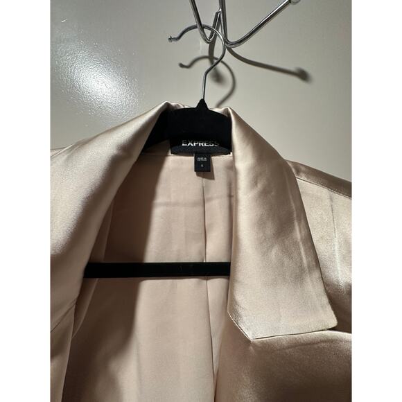 EXPRESS Women's Champagne Satin Shacket Silky Longline Blazer One Button Size S - Picture 4 of 5